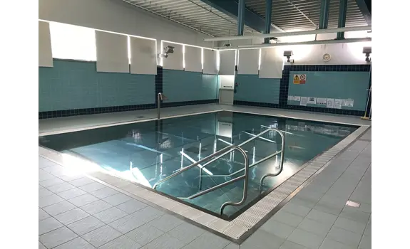 Oaklands School