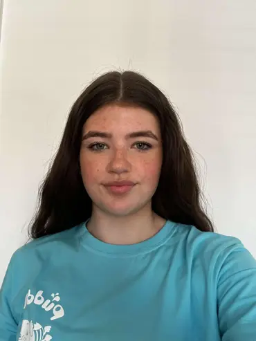 Poppy Poolside Assistant