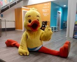 Puddle does the splits for Children in Need!