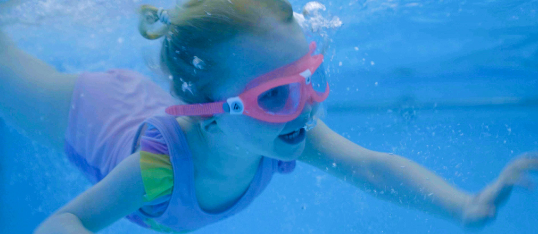 The Puddle Ducks difference - why our guided-learning approach is so successful when teaching your child to swim
