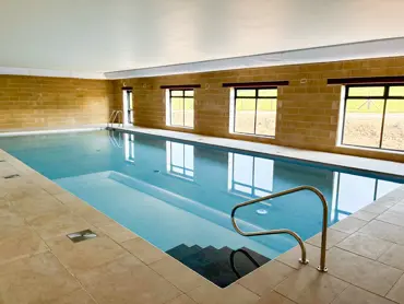 Mfpool Interior (2)