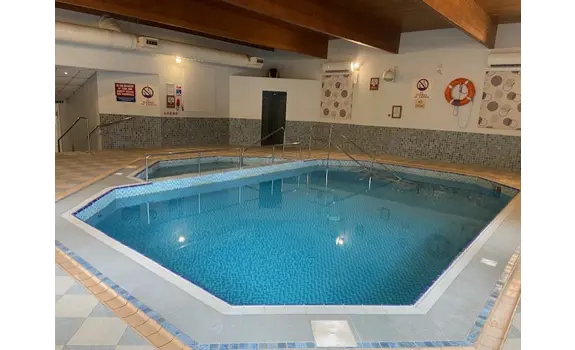 Holiday Inn Newport Photo